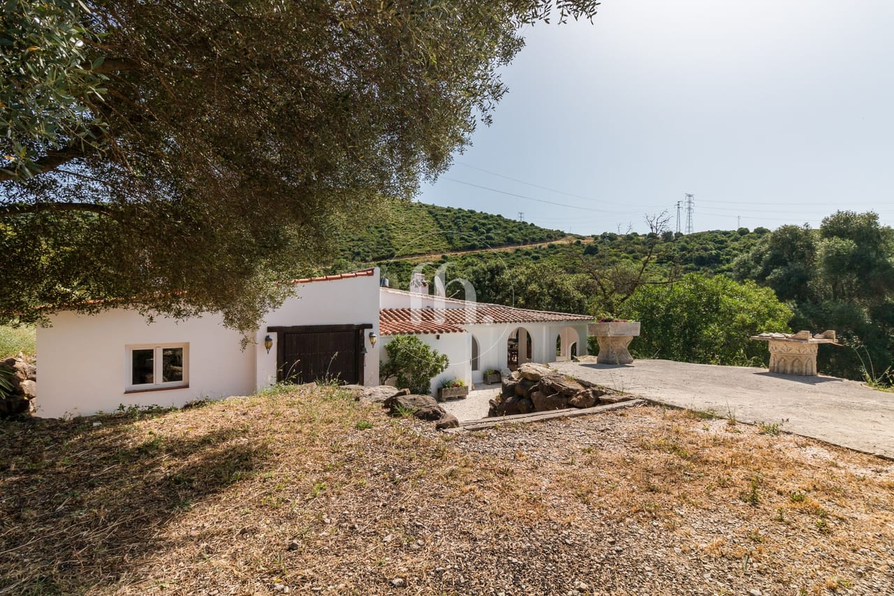 Beautiful finca for sale between Manilva and Casares - Image 29