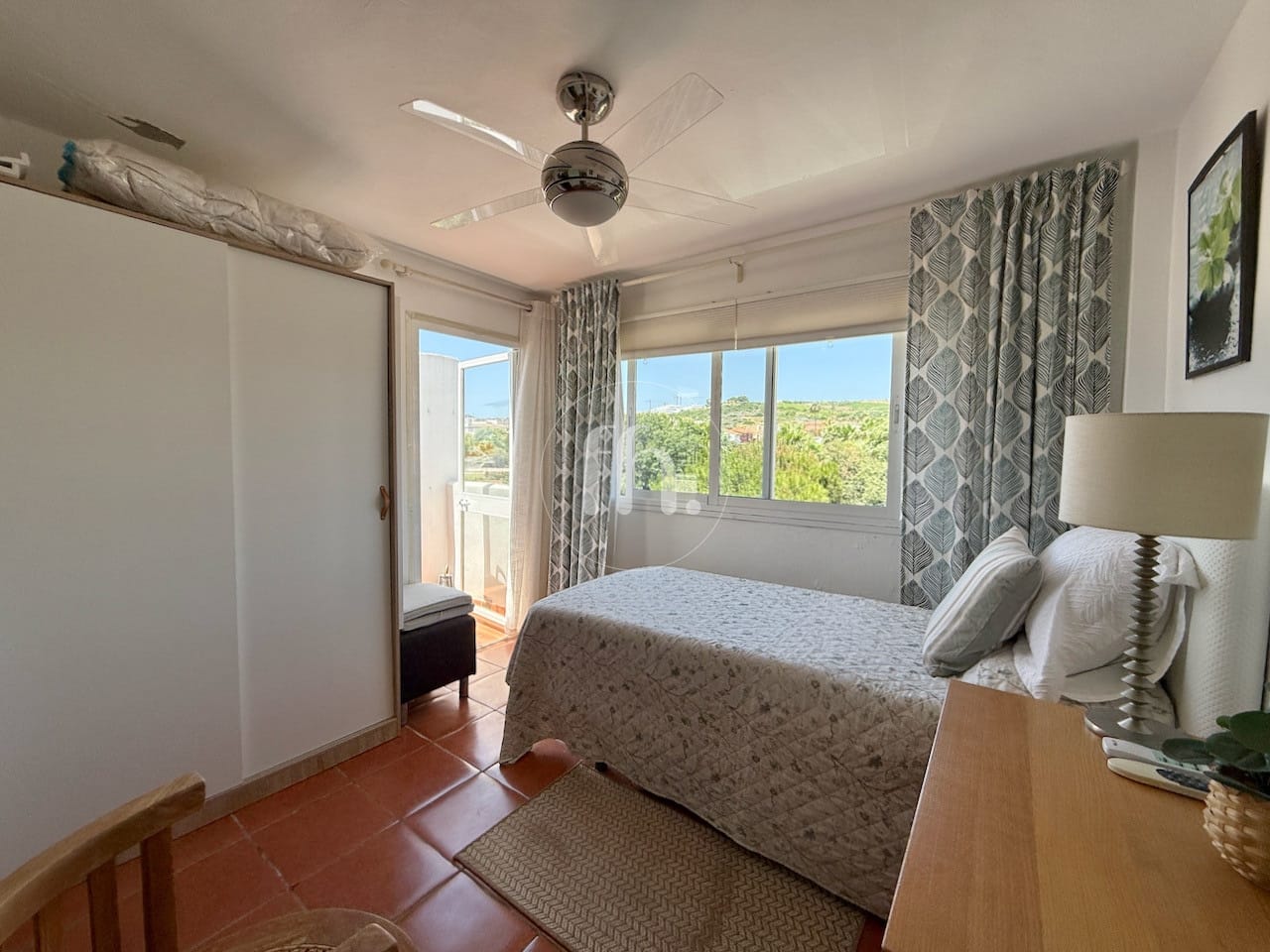 Beautifully Renovated Duplex Penthouse in the Heart of Sabinillas - Image 21
