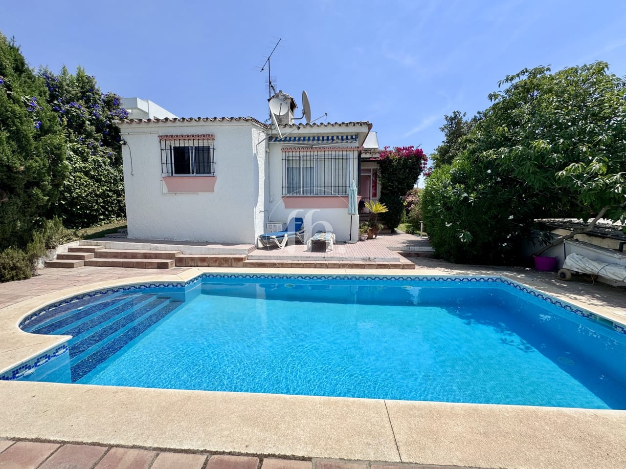 Charmante villa à vendre à Don Pedro Estepona - Image 2