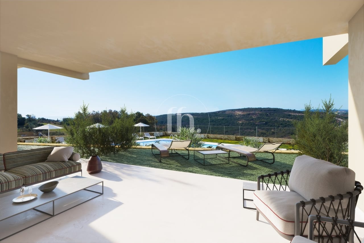 BRAND NEW DEVELOPMENT IN ESTEPONA GOLF, only 10 minutes drive from Estepona!
