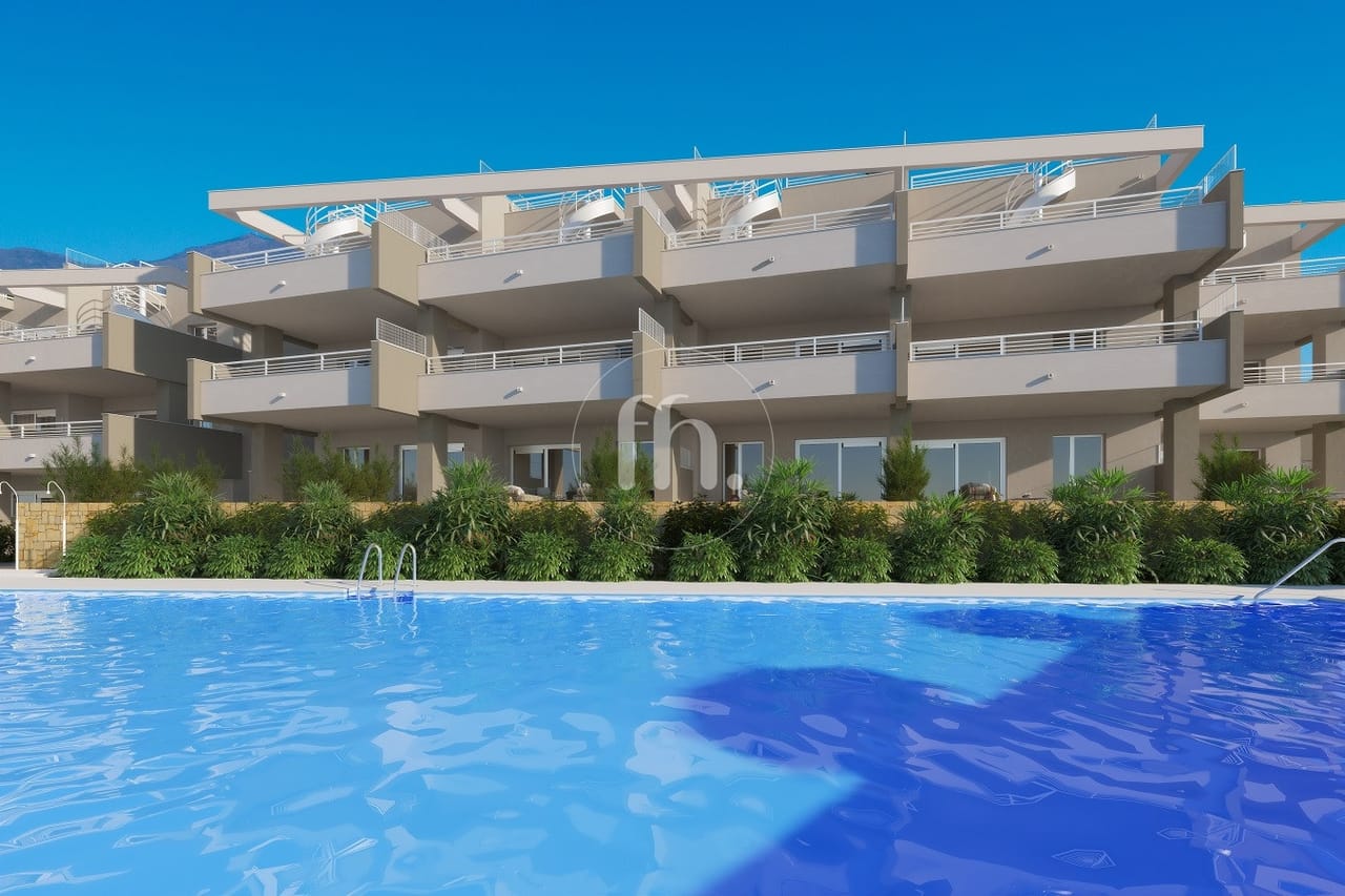 BRAND NEW DEVELOPMENT IN ESTEPONA GOLF, only 10 minutes drive from Estepona! - Image 15