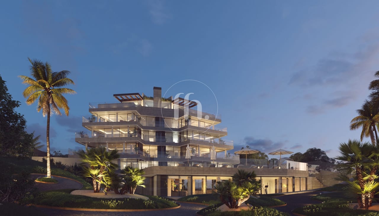 Luxurious two bedroom apartment in The Sapphire residence, West Estepona - Image 39
