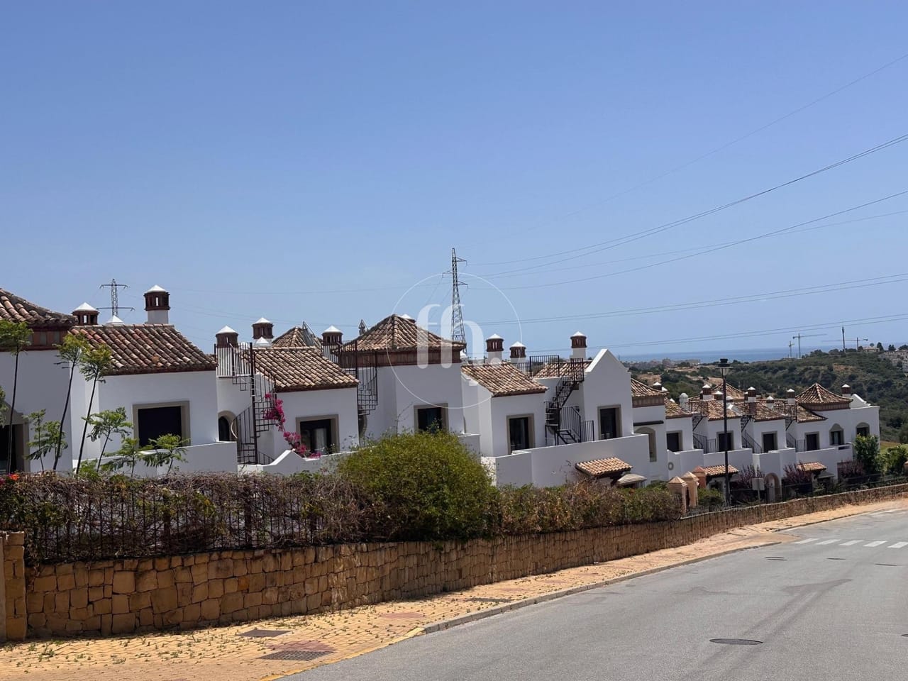 Spacious townhouse for sale in Villas de Santa Maria, Azata Golf, Estepona - Image 31