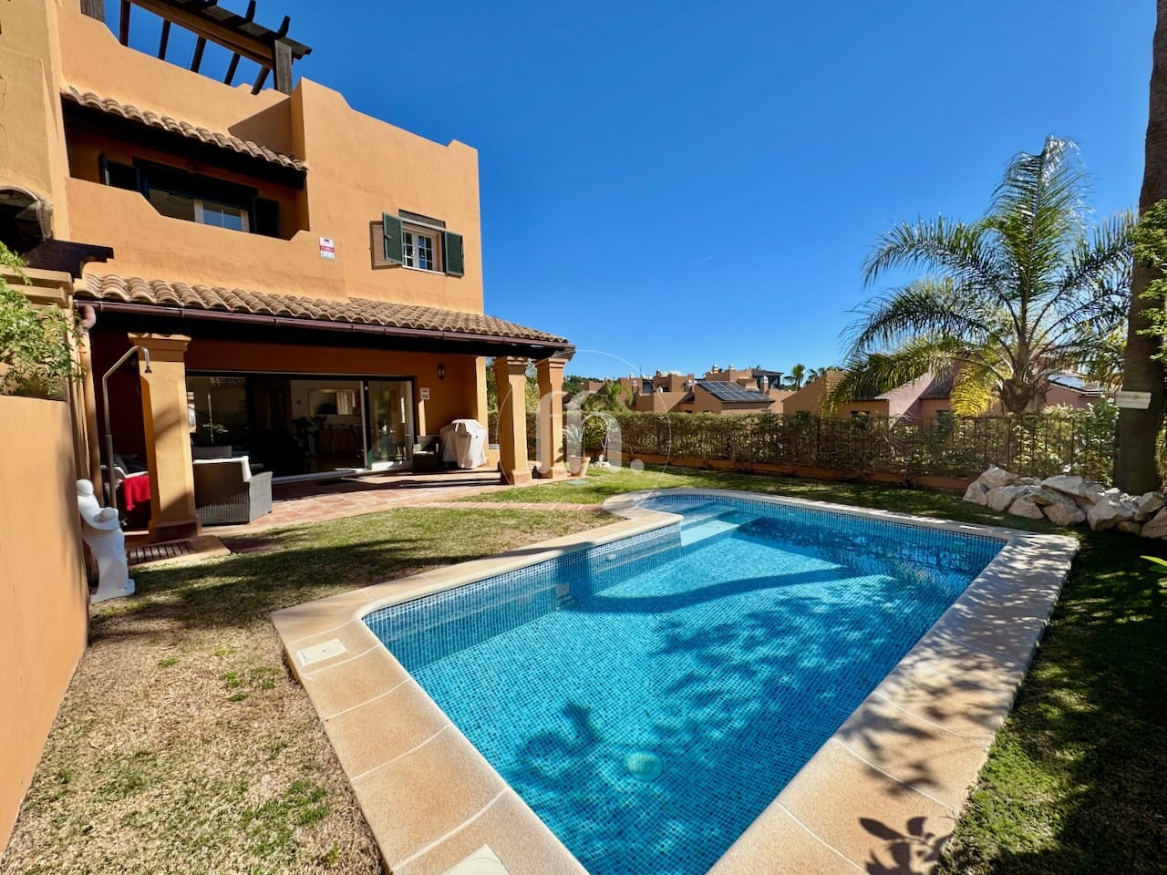 Luxueuse maison de ville jumelée à vendre à Seghers Estepona