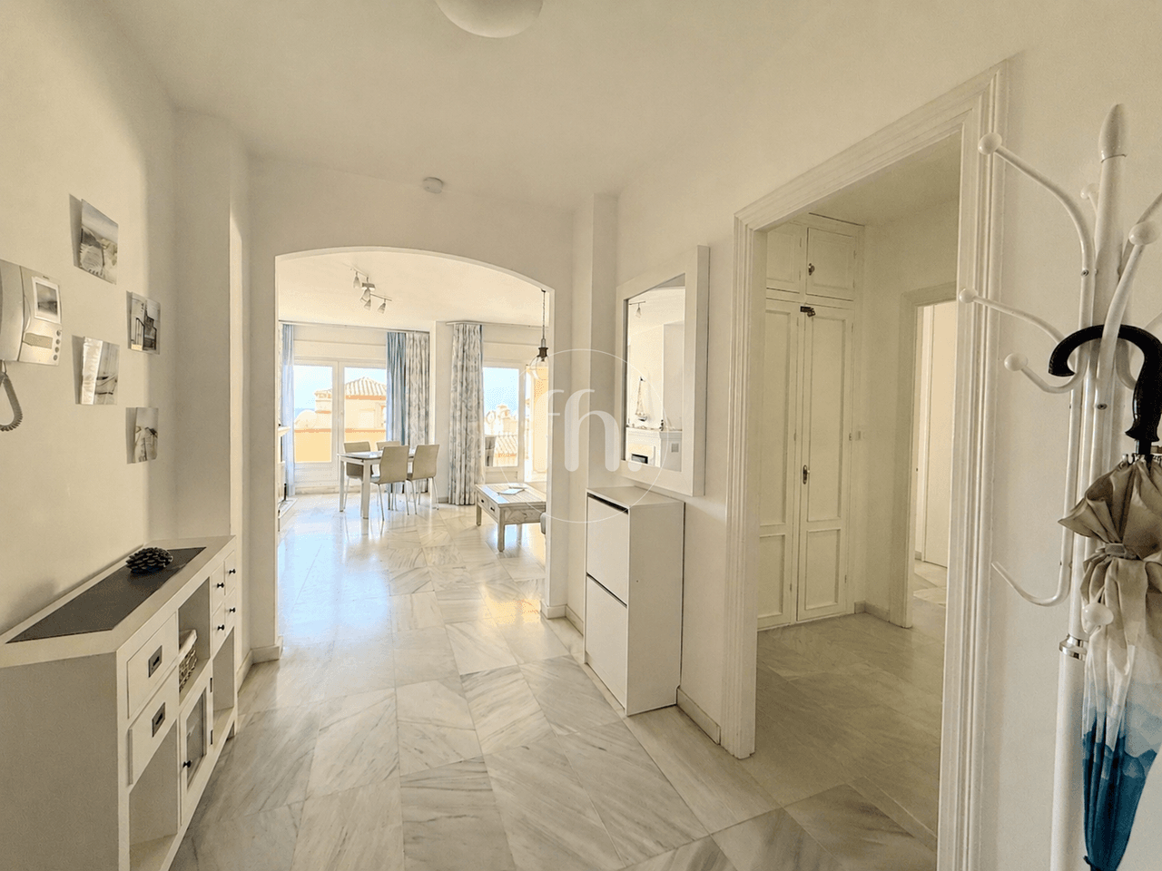 South facing apartment for sale in Estepona port with 20m2 terrace and short term rental license! - Image 10