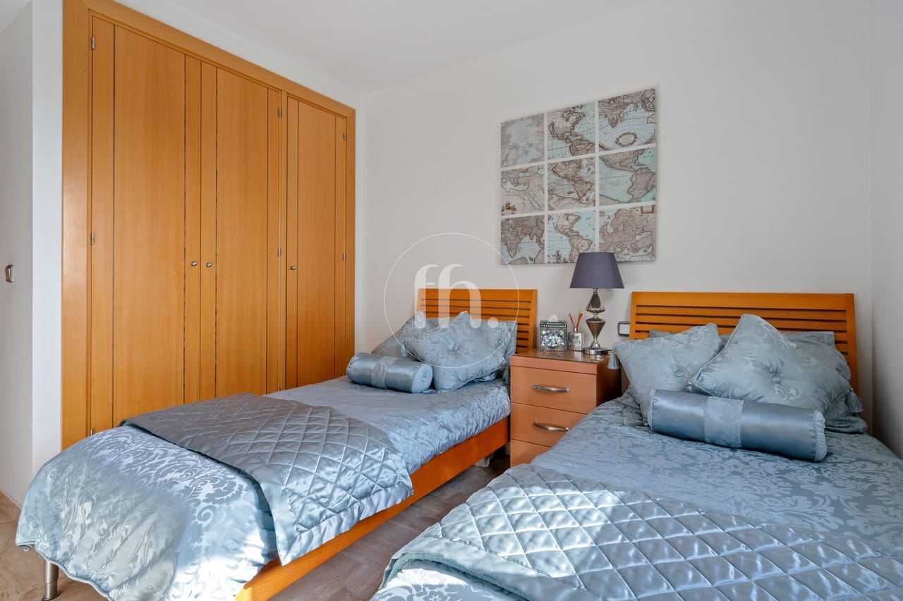 Amplio apartamento de dos dormitorios cerca de Doña Julia Golf y de la playa - Image 27