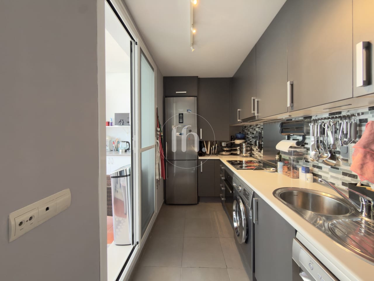 Modern 2 bedroom apartment in Capitolio Valle Romano! - Image 9