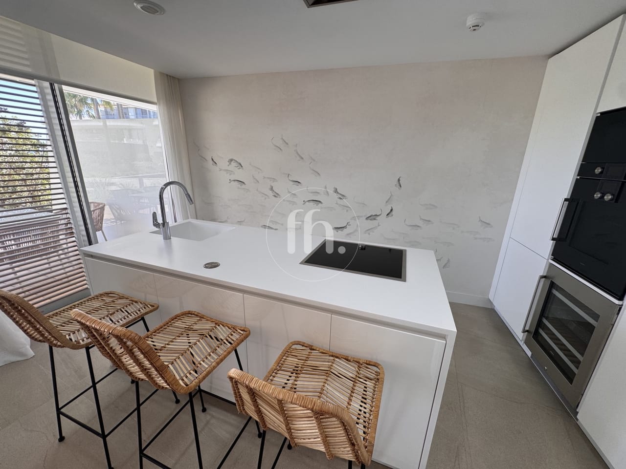 A stunning 2-bedroom frontline beach apartment in The Edge, Estepona. - Image 6