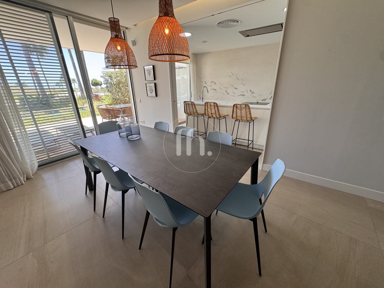 A stunning 2-bedroom frontline beach apartment in The Edge, Estepona. - Image 5
