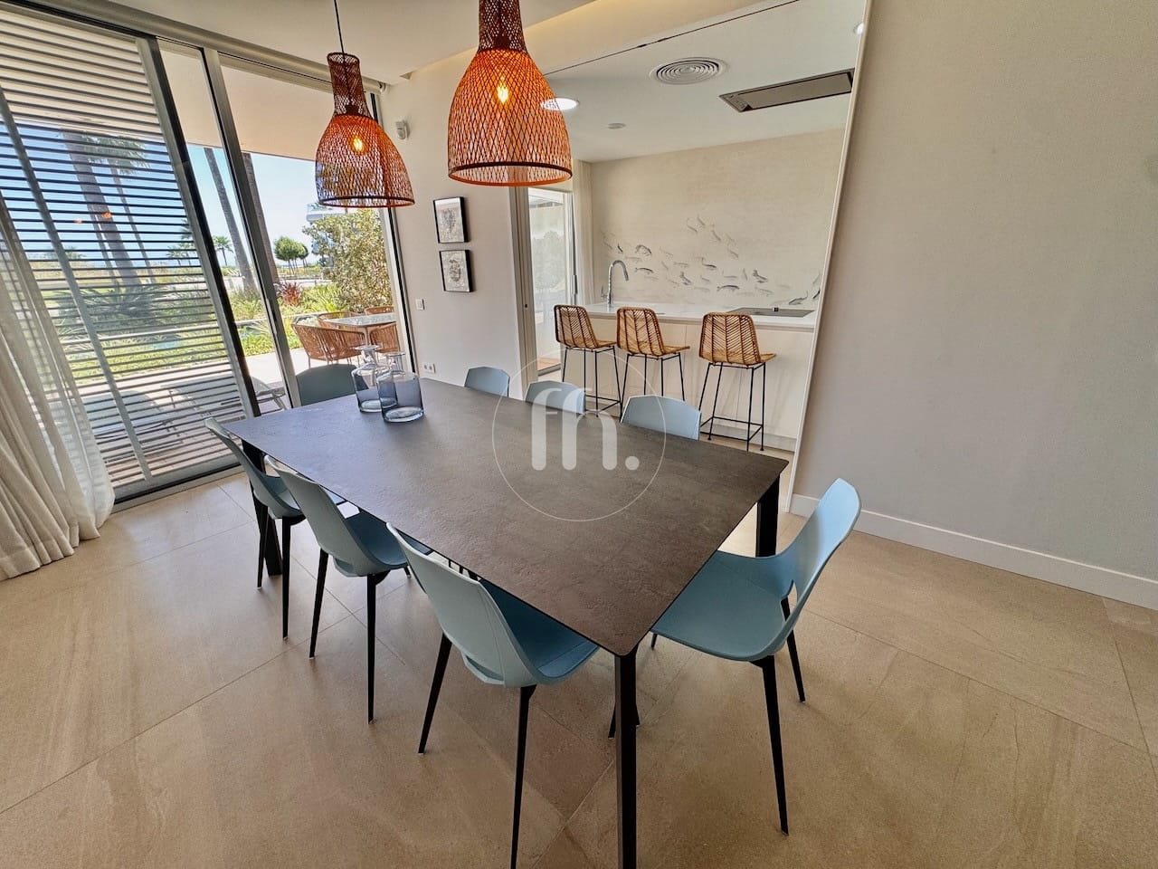 A stunning 2-bedroom frontline beach apartment in The Edge, Estepona. - Image 12