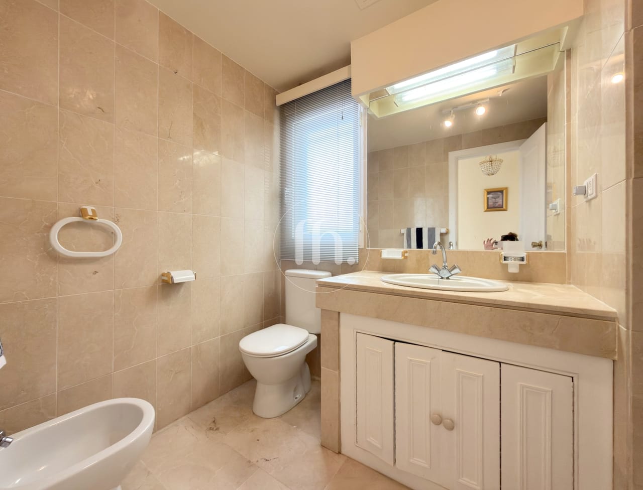 Spacious ground floor apartment with open views in Estepona Golf - Image 9
