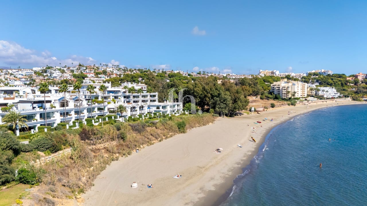 Apartamento con vistas al mar en Doncella Beach, Estepona - Image 28