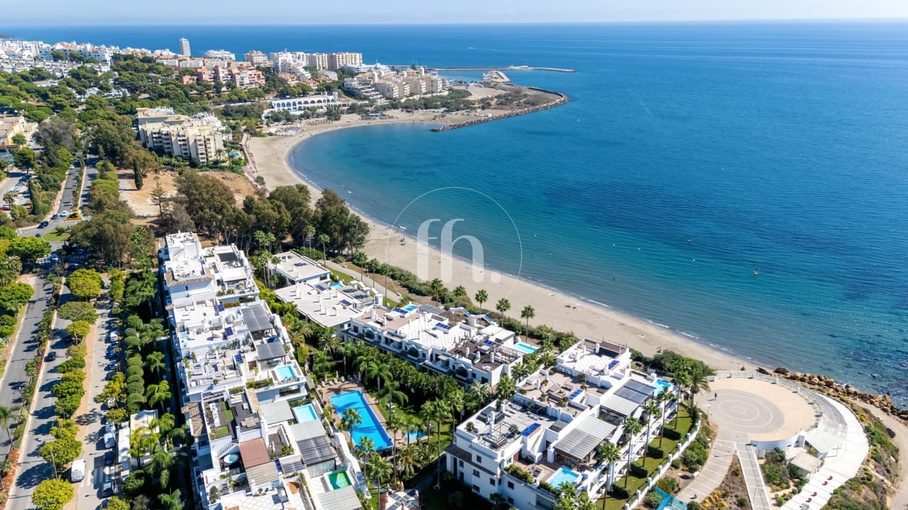 Apartamento con vistas al mar en Doncella Beach, Estepona - Image 26