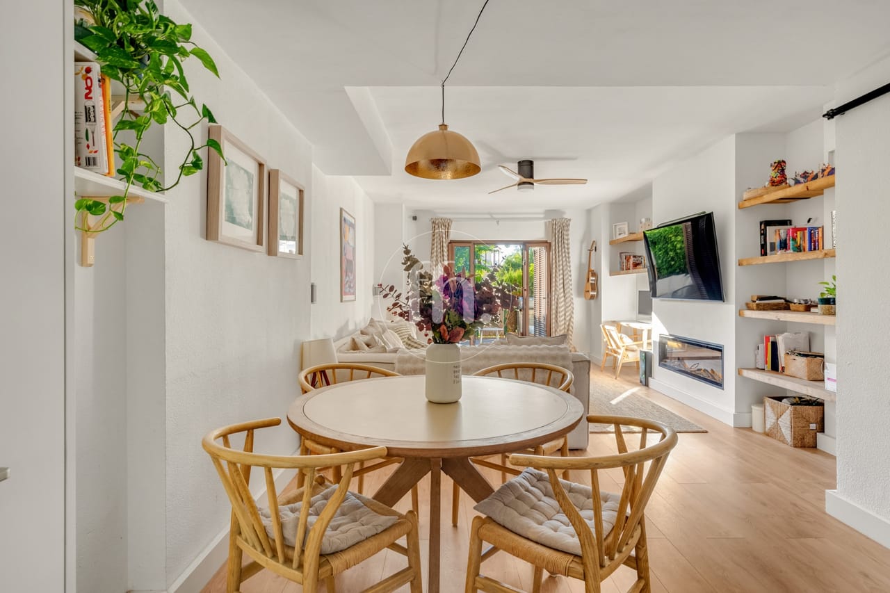 Stunning Beachside Townhouse in Laguna Beach, Estepona - Image 18