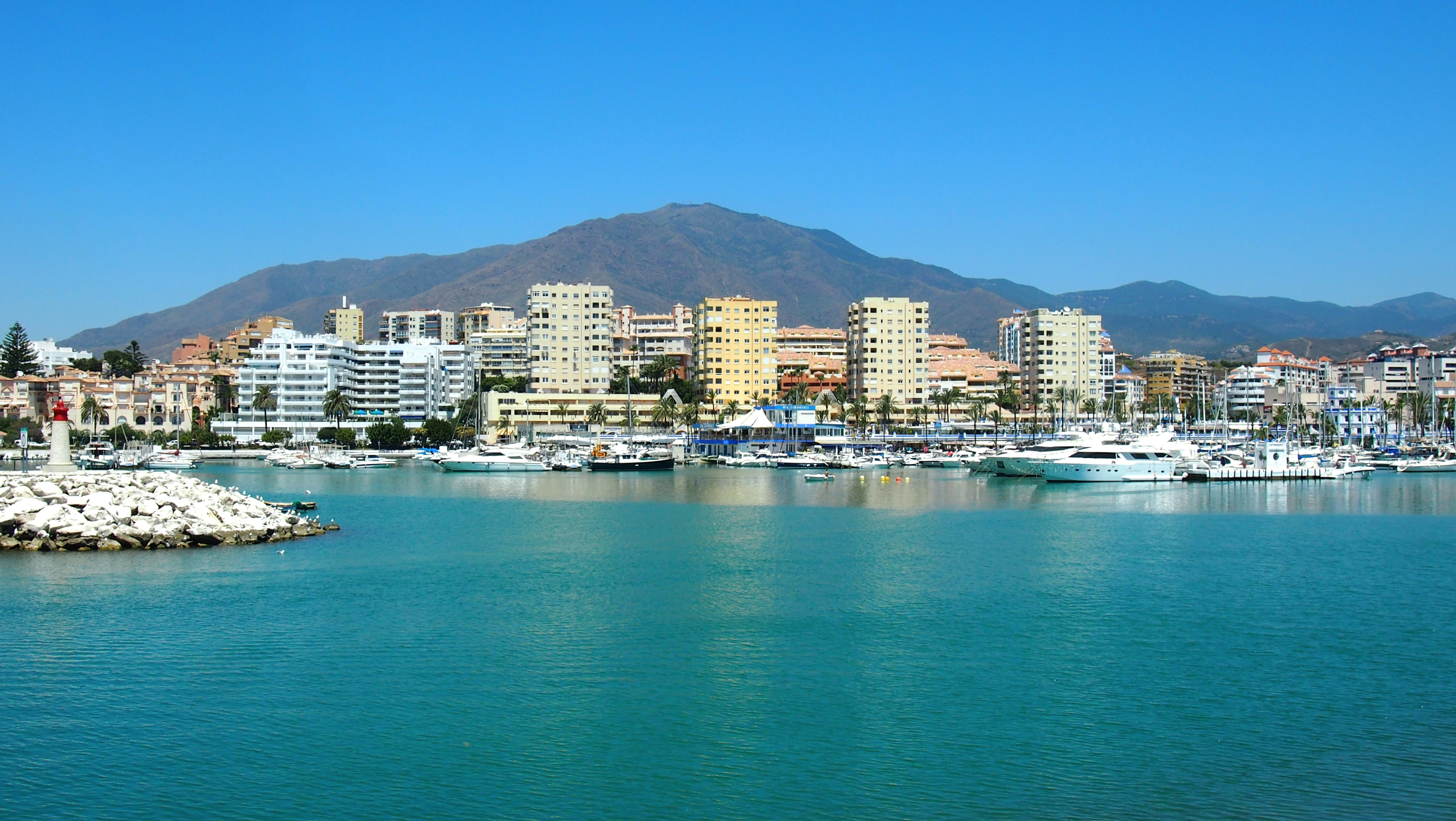 Estepona port