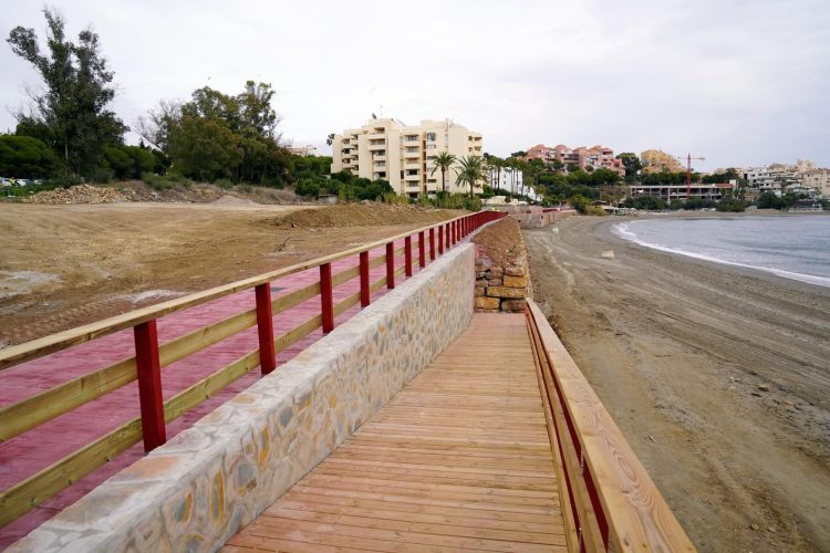 costal path estepona playa del cristo