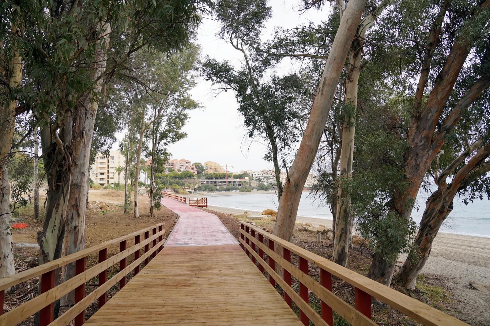 costal path estepona playa del cristo